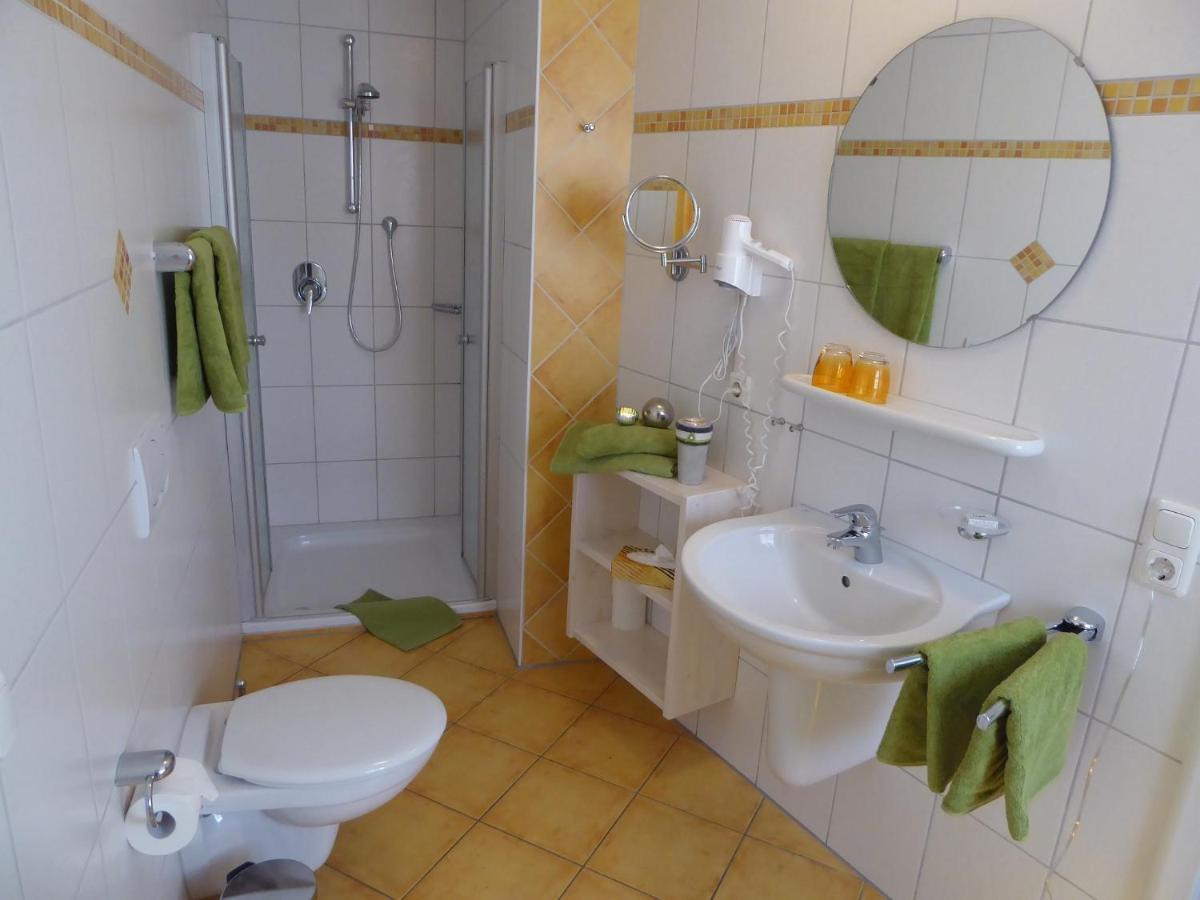 Pension Rosengaertchen Absberg Buitenkant foto