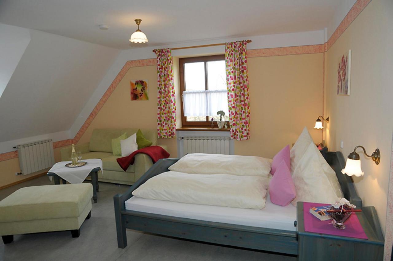 Pension Rosengaertchen Absberg Buitenkant foto