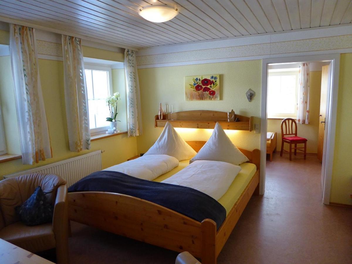 Pension Rosengaertchen Absberg Buitenkant foto